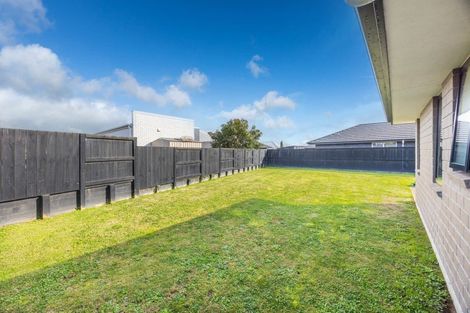 Photo of property in 8 Ladeira Place, Fitzroy, Hamilton, 3206