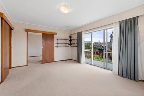 Photo of property in 3/26 Moana Avenue, Orewa, 0931