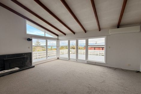 Photo of property in 14 Hadfield Street, Beach Haven, Auckland, 0626