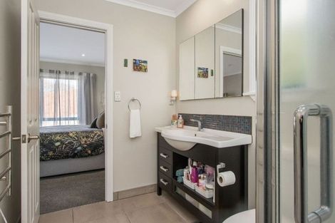 Photo of property in 23 Bramley Drive, Omokoroa, 3114