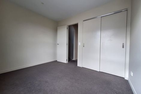 Photo of property in 9/2 Stone Street, Miramar, Wellington, 6022