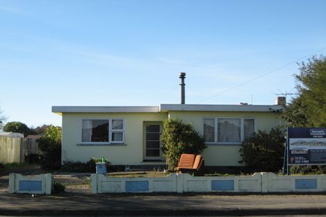 Photo of property in 28 Bower Avenue, New Brighton, Christchurch, 8083