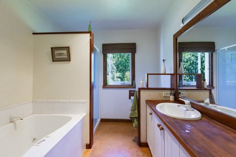 Photo of property in 223 Farm Road, Waipukurau, 4284