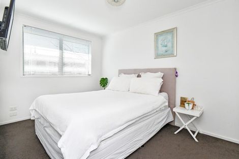 Photo of property in 16b Alexander Street, Papakura, 2110