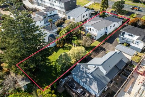 Photo of property in 192 Forrest Hill Road, Forrest Hill, Auckland, 0620