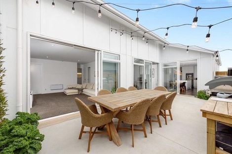 Photo of property in 5 Knightia Drive, Papamoa Beach, Papamoa, 3118