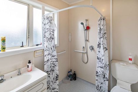 Photo of property in 26-28 Matipo Street, Castlecliff, Whanganui, 4501