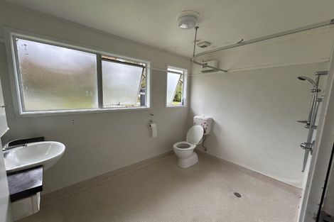 Photo of property in 23 Lipton Grove, Opaheke, Papakura, 2113