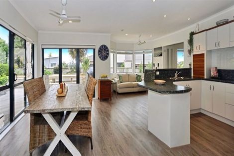 Photo of property in 12 Kiokio Place, Maketu, Te Puke, 3189