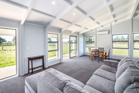 Photo of property in 59 Western Lake Road, Western Lake, Featherston, 5773