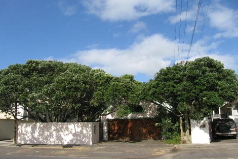 Photo of property in 51 Milford Road, Milford, Auckland, 0620