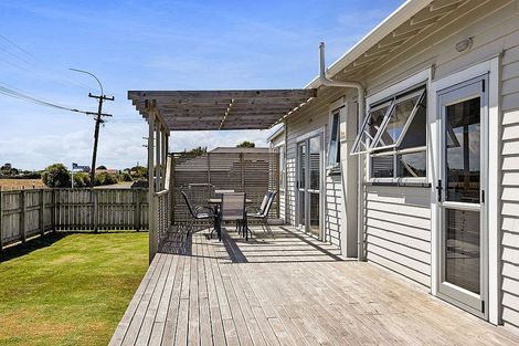 Photo of property in 42 Atkinson Street, Normanby, Hawera, 4614
