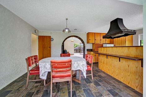 Photo of property in 5 Kamahi Place, Inglewood, 4330