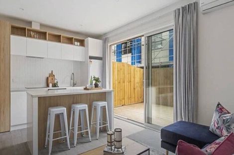 Photo of property in 2/26 Cameron Road, Hamilton East, Hamilton, 3216