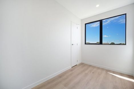 Photo of property in 1/44 Mcleod Road, Weymouth, Auckland, 2103