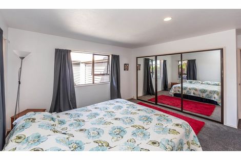 Photo of property in 2/17 Wiremu Street, Redwood, Christchurch, 8051