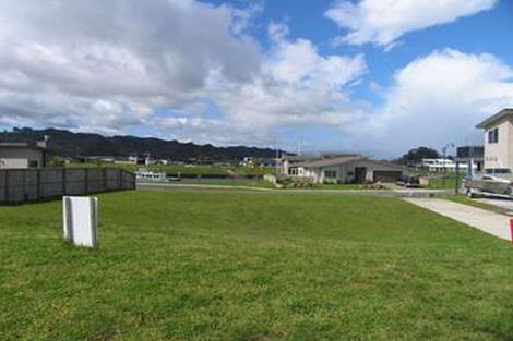 Photo of property in 12 Aquila Drive, Whitianga, 3510