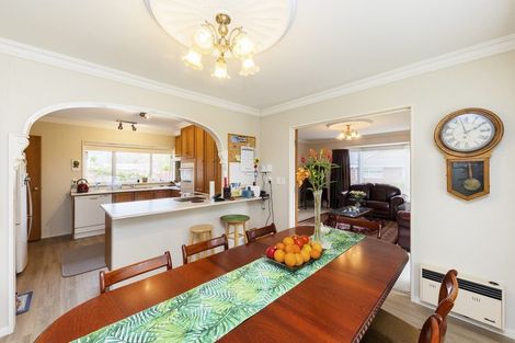 Photo of property in 4 Jensen Court, Hokowhitu, Palmerston North, 4410