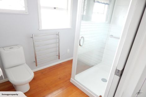 Photo of property in 3/3 Otakau Road, Milford, Auckland, 0620