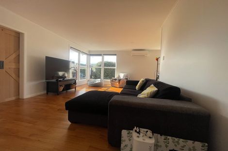 Photo of property in 8 Pandora Place, Pakuranga, Auckland, 2010