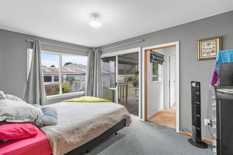 Photo of property in 221 Breezes Road, Aranui, Christchurch, 8061