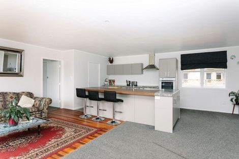 Photo of property in 17 Victor Street, Dannevirke, 4930