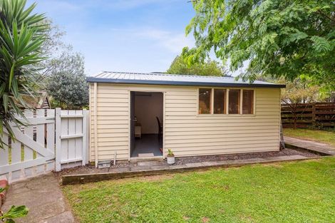 Photo of property in 12 Brazier Grove, Paraparaumu, 5032