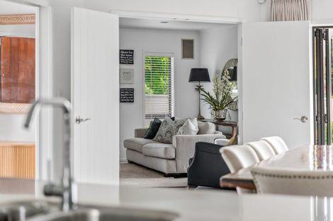 Photo of property in 22 Watkins Road, Cambridge, 3434