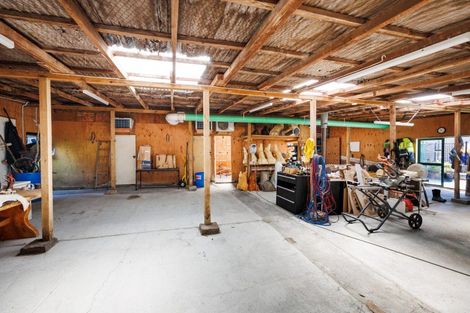 Photo of property in 359 Newbury Line, Bunnythorpe, Palmerston North, 4478