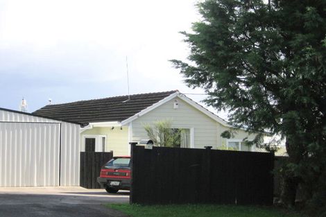 Photo of property in 1 Sunhill Road, Sunnyvale, Auckland, 0612