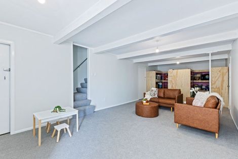 Photo of property in 5 Browne Street, Waitara, 4320