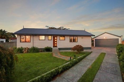 Photo of property in 11 Highland Drive, Pukete, Hamilton, 3200