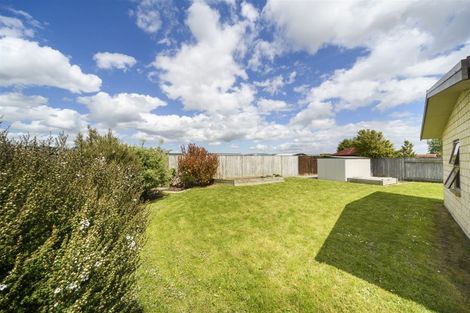 Photo of property in 40 Geneva Terrace, Kelvin Grove, Palmerston North, 4414