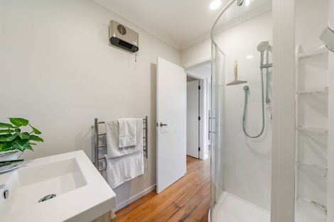 Photo of property in 4a Seatoun Heights Road, Seatoun, Wellington, 6022