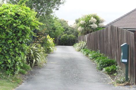 Photo of property in 3 Glenburn Place, Avonhead, Christchurch, 8042