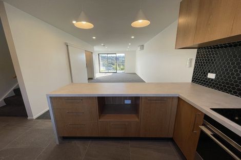 Photo of property in 10 Bee Lane, Whitby, Porirua, 5024