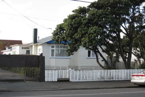 Photo of property in 115 Rongotai Road, Kilbirnie, Wellington, 6022