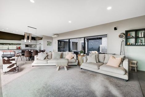 Photo of property in 102 West Road, Kaukapakapa, 0873