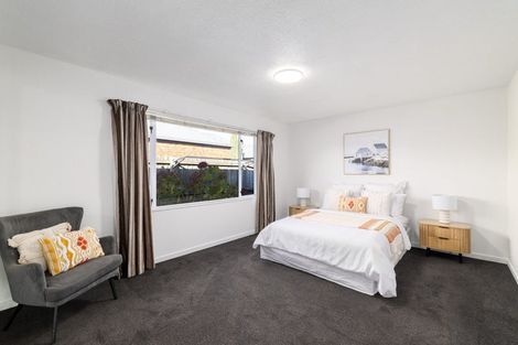 Photo of property in 2/52a Berkshire Drive, Avonhead, Christchurch, 8042