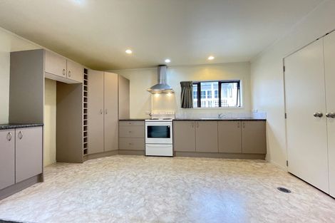 Photo of property in 3/78 Seaview Road, Castor Bay, Auckland, 0620