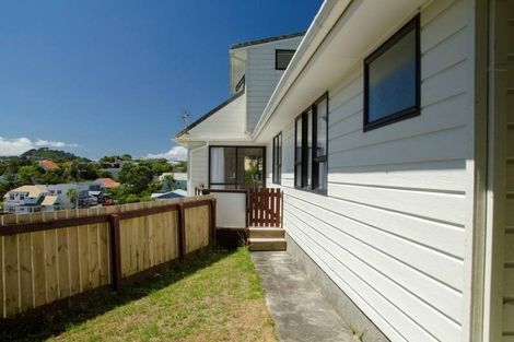 Photo of property in 17a Gipps Street, Karori, Wellington, 6012