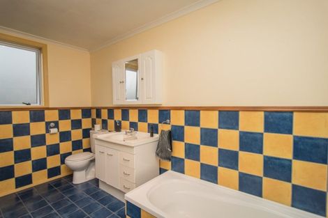 Photo of property in 15 Neal Street, Temuka, 7920