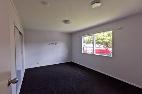 Photo of property in 5a Tawa Terrace, Tawa, Wellington, 5028