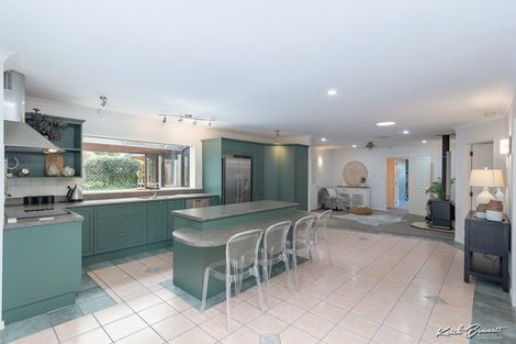 Photo of property in 21 Galveston Grove, Totara Park, Upper Hutt, 5018