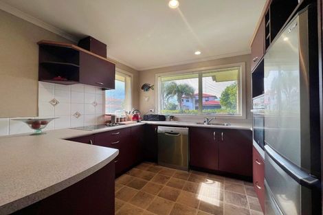 Photo of property in 62 Nielsen Gardens, Rototuna, Hamilton, 3210