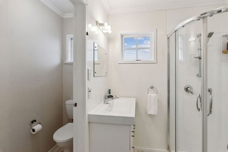 Photo of property in 12 Hicks Crescent, Waikanae Beach, Waikanae, 5036