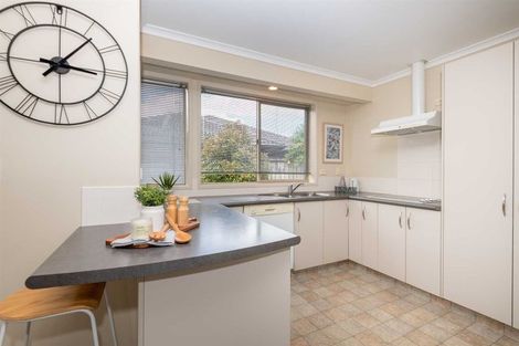 Photo of property in 4 Willscarlet Lane, Hamilton East, Hamilton, 3216