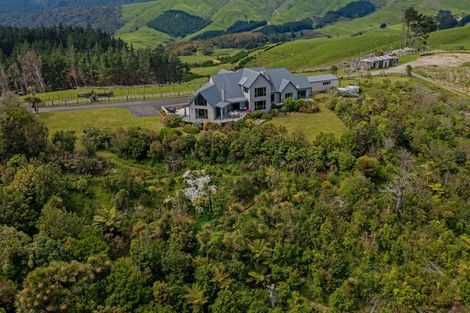 Photo of property in 307 Ngahere Park Road, Turitea, Palmerston North, 4472