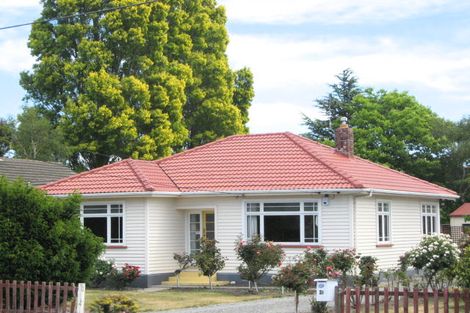 Photo of property in 88 Cuffs Road, Wainoni, Christchurch, 8061