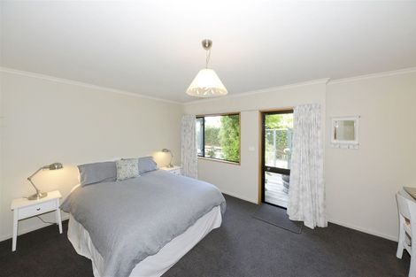 Photo of property in 5 Rhodesvale Terrace, Cashmere, Christchurch, 8022
